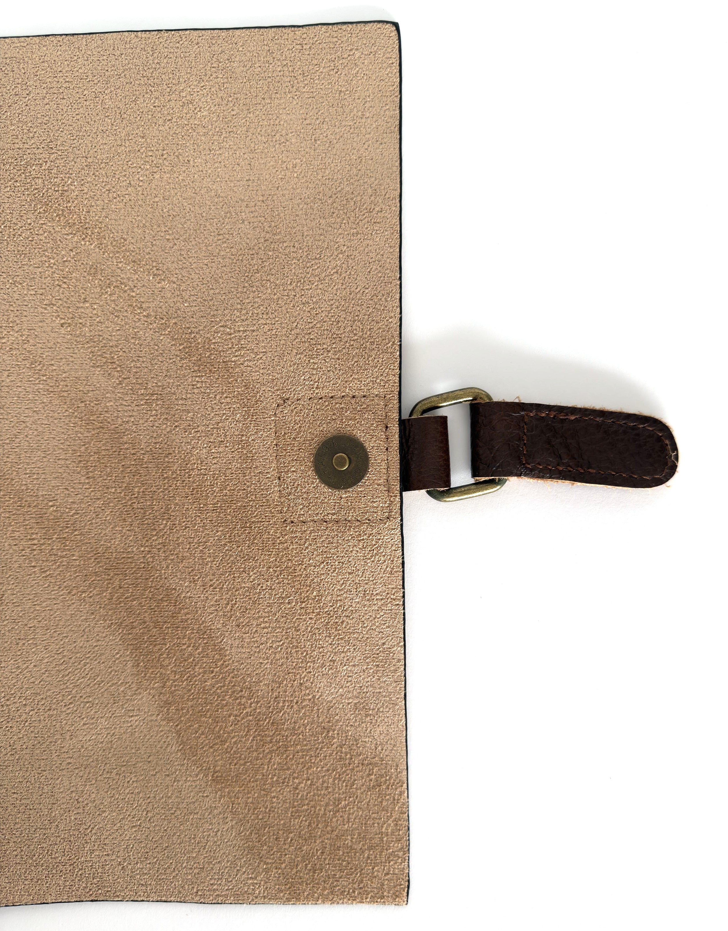 μπροστινή φωτο-τσάντα πλάτης-γυναικείο backpack-βολικές θήκες για ταμπλετ λάπτοπ βιβλία-καθημερινή χρήση-πολύ ανθεκτική-δερμάτινη -τσάντα-βόλτα-προσφορά-καλή τιμή- πολύ καλή ραφή-ανθεκτική στο βάρος