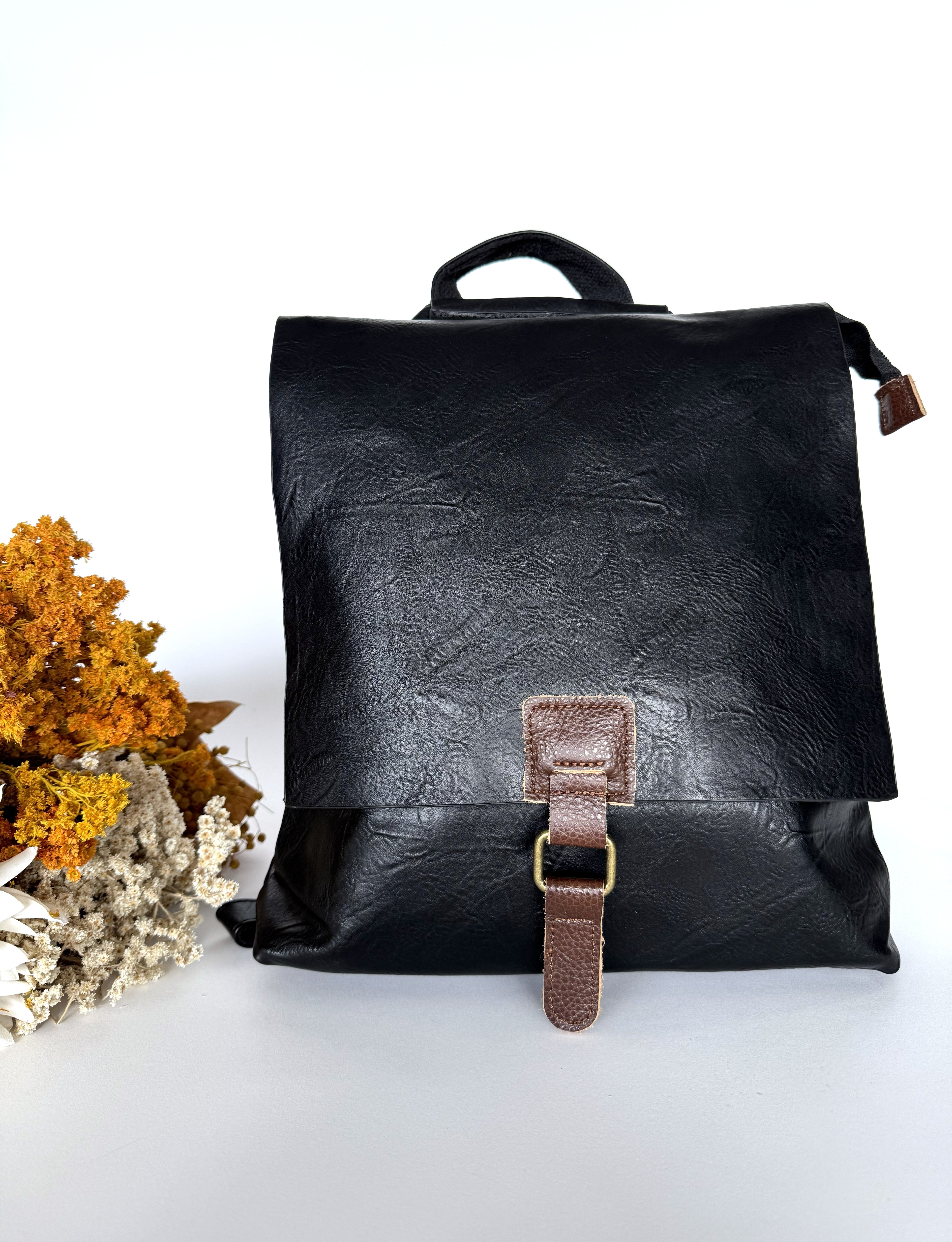 Τσάντα πλάτης-καφέ-μαύρη-γυναικεία backpack-Βολικές θήκες για ταμπλετ λάπτοπ βιβλία-καθημερινή χρήση-πολύ ανθεκτική-δερμάτινη -τσάντα-βόλτα-προσφορά-καλή τιμή- πολύ καλή ραφή-ανθεκτική στο βάρος
